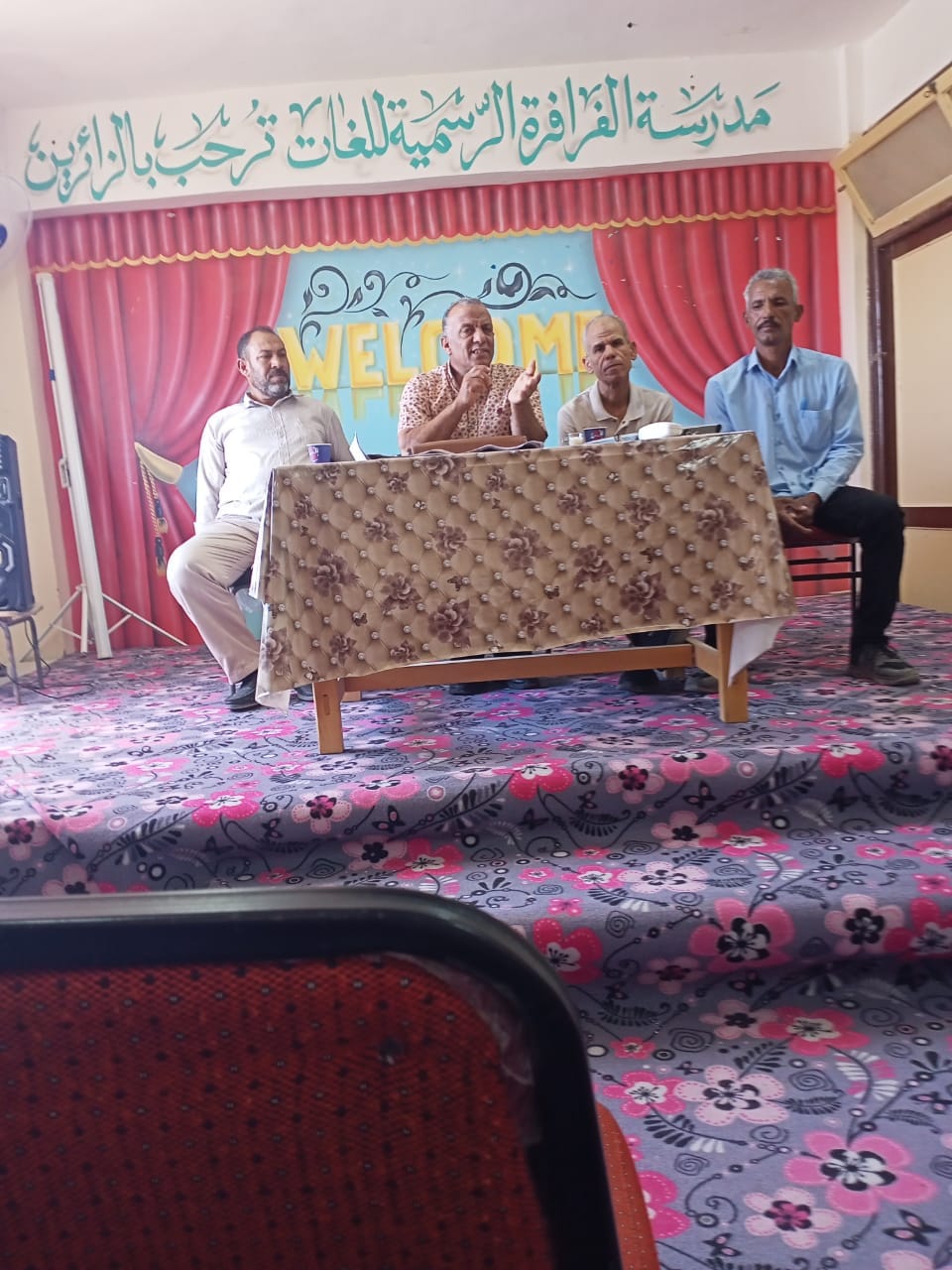 وكيل التعليم بالوادي الجديد يتابع جهود لجان المتابعة الميدانية بزيارة مدارس الفرافرة