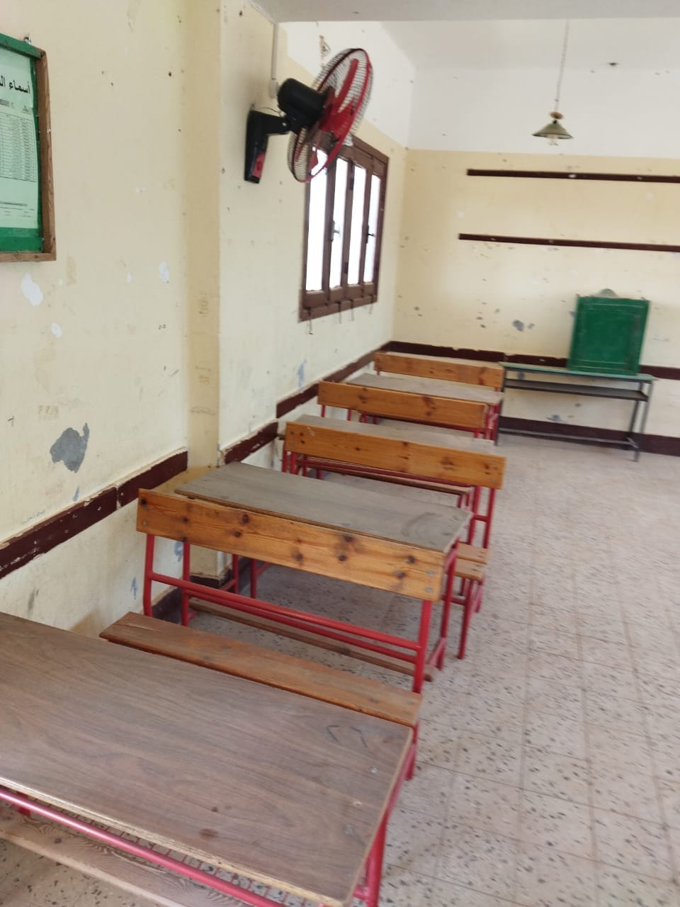  إدارة الداخلة التعليمية تتابع جاهزية مدارسها لإستقبال العام الدراسى الجديد