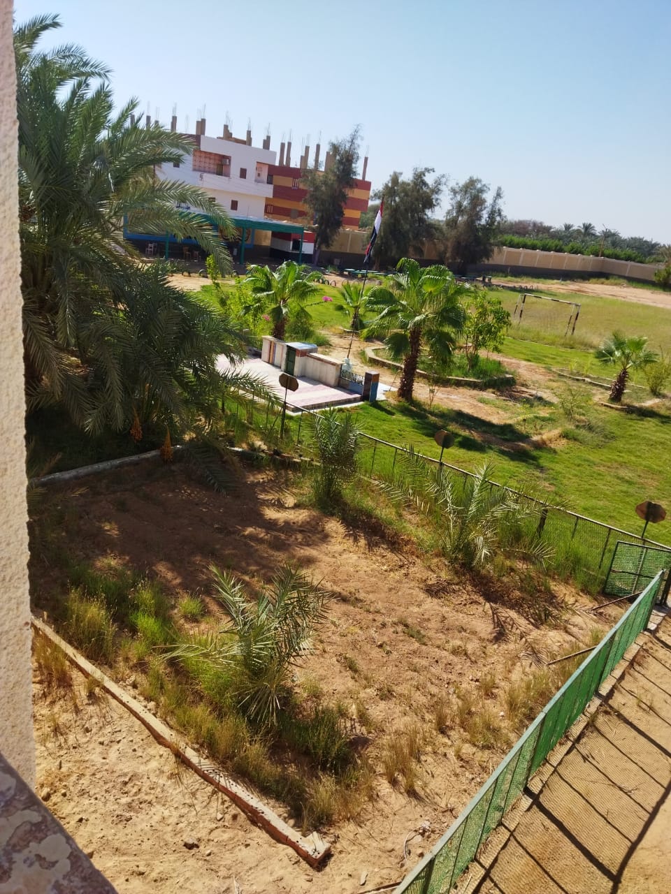  إدارة الداخلة التعليمية تتابع جاهزية مدارسها لإستقبال العام الدراسى الجديد