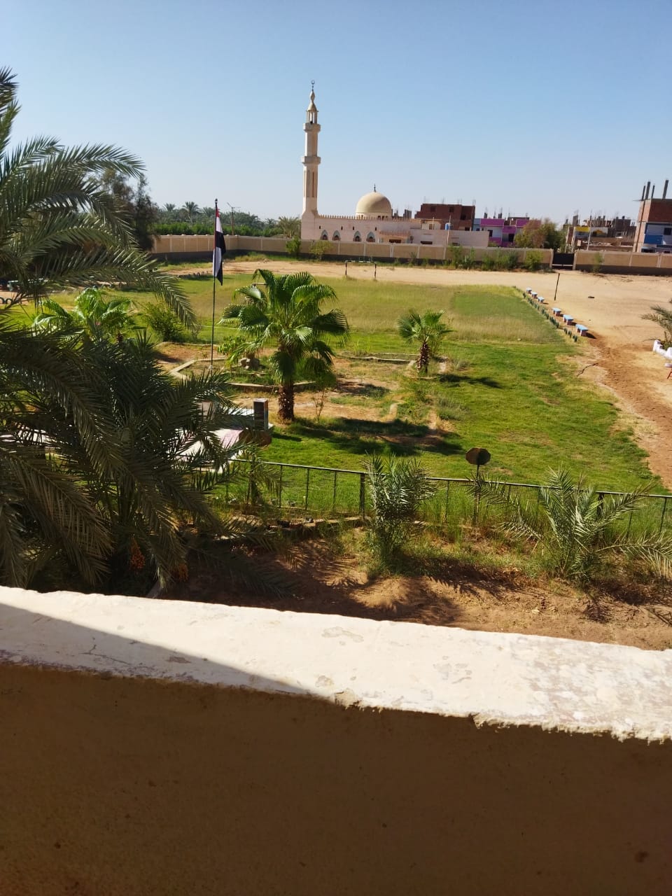  إدارة الداخلة التعليمية تتابع جاهزية مدارسها لإستقبال العام الدراسى الجديد