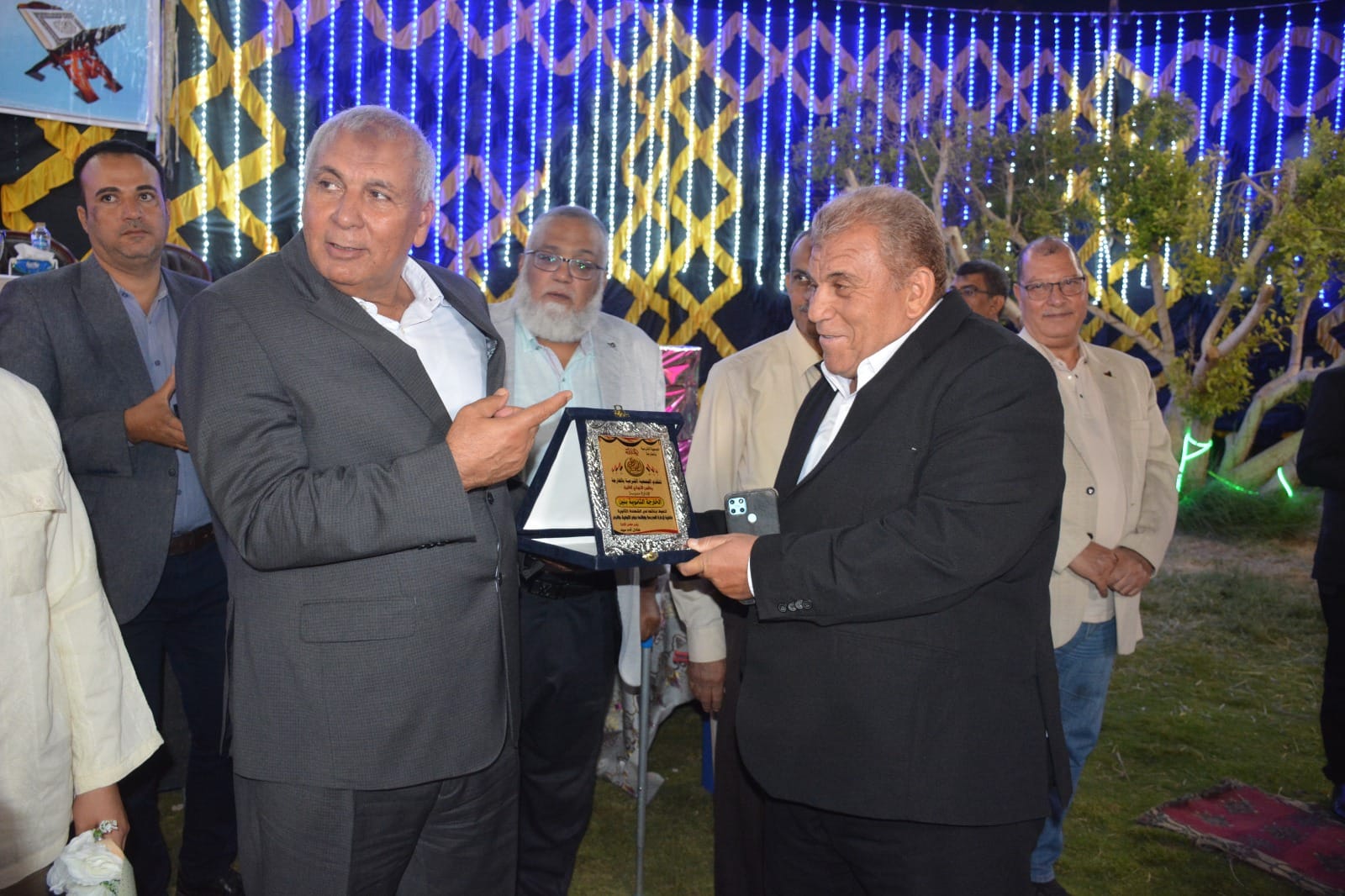 محافظ الوادي الجديد يشهد حفل الجمعية الشرعية لتكريم المتفوقين 