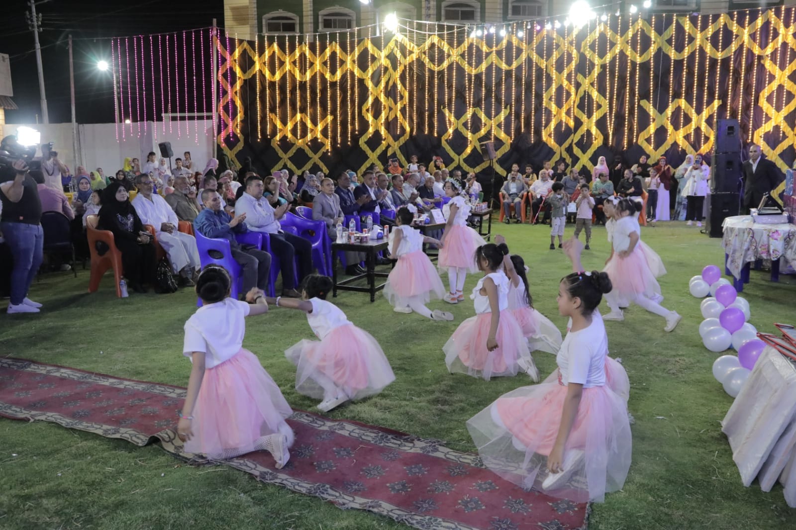 محافظ الوادي الجديد يشهد حفل الجمعية الشرعية لتكريم المتفوقين 