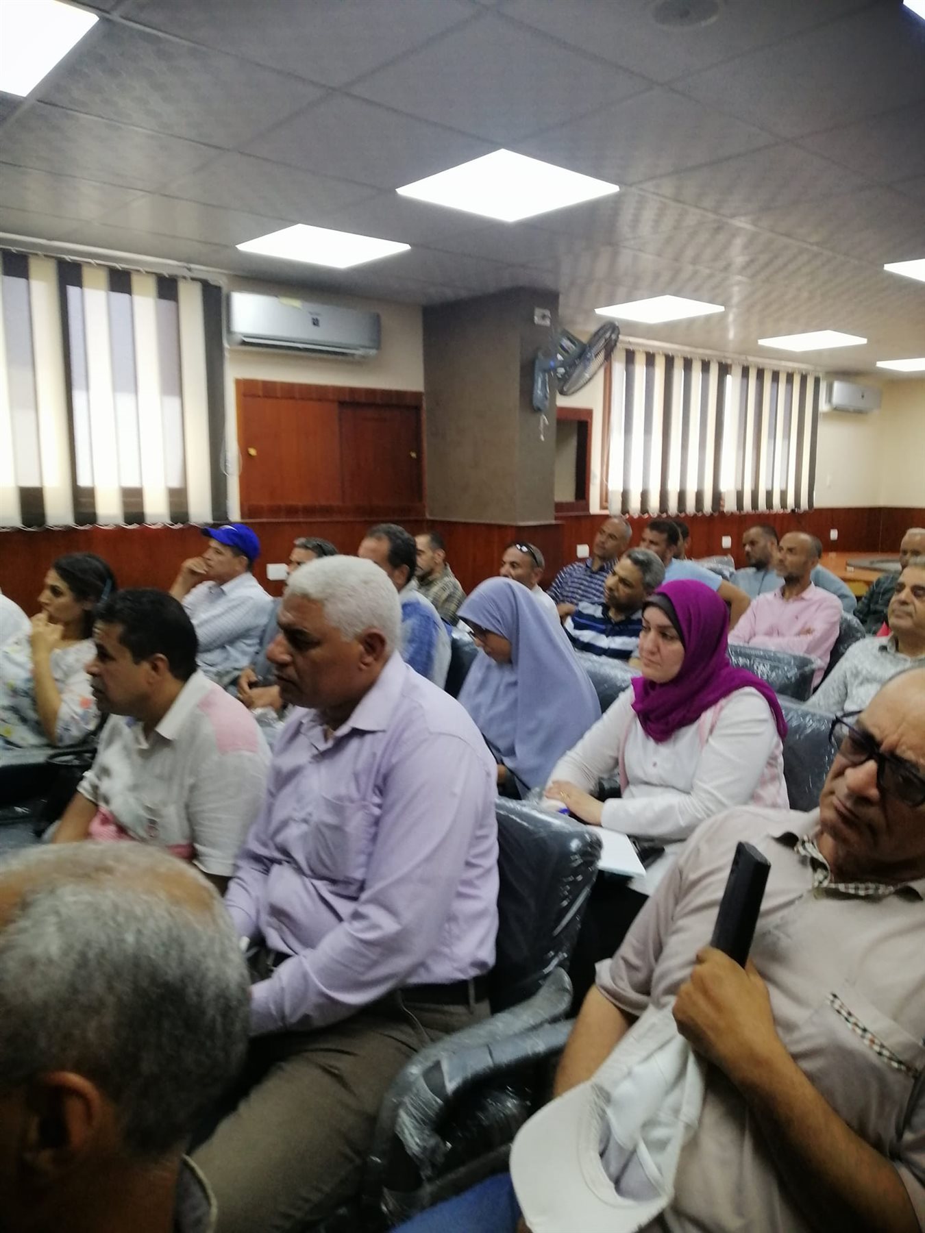 مجلس مدينة اسيوط يشارك المواطنين في وضع ومتابعة خطط المشروعات التنموية