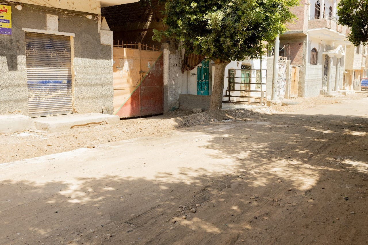 حملة نظافة ترفع 300 طن من قرية 