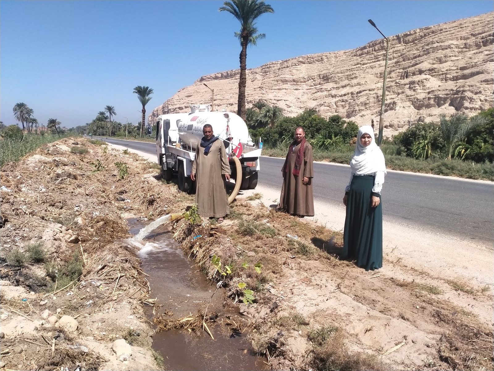 حملة لقص وتنظيف الأشجار والاهتمام بها للحفاظ على مظهرها وجمالها بالبداري