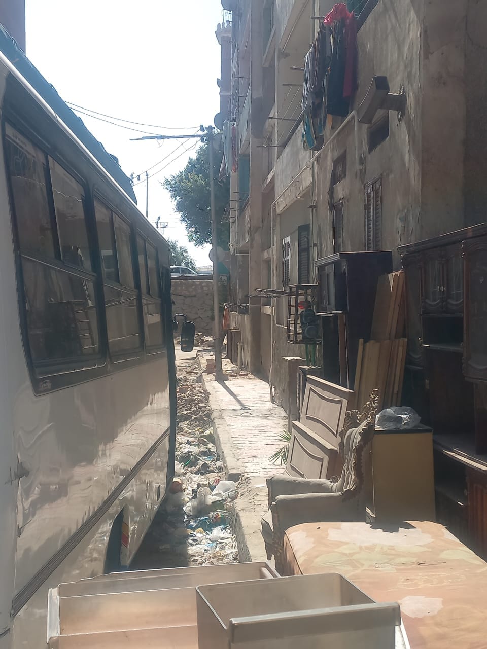 حملة لتجميل وتطوير منطقة نزلة عبداللاه في حي شرق أسيوط