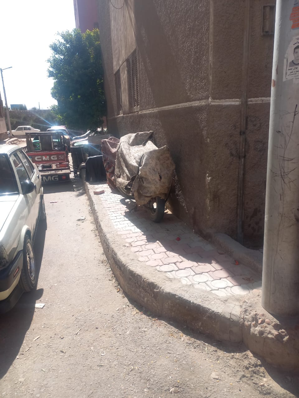 حملة لتجميل وتطوير منطقة نزلة عبداللاه في حي شرق أسيوط