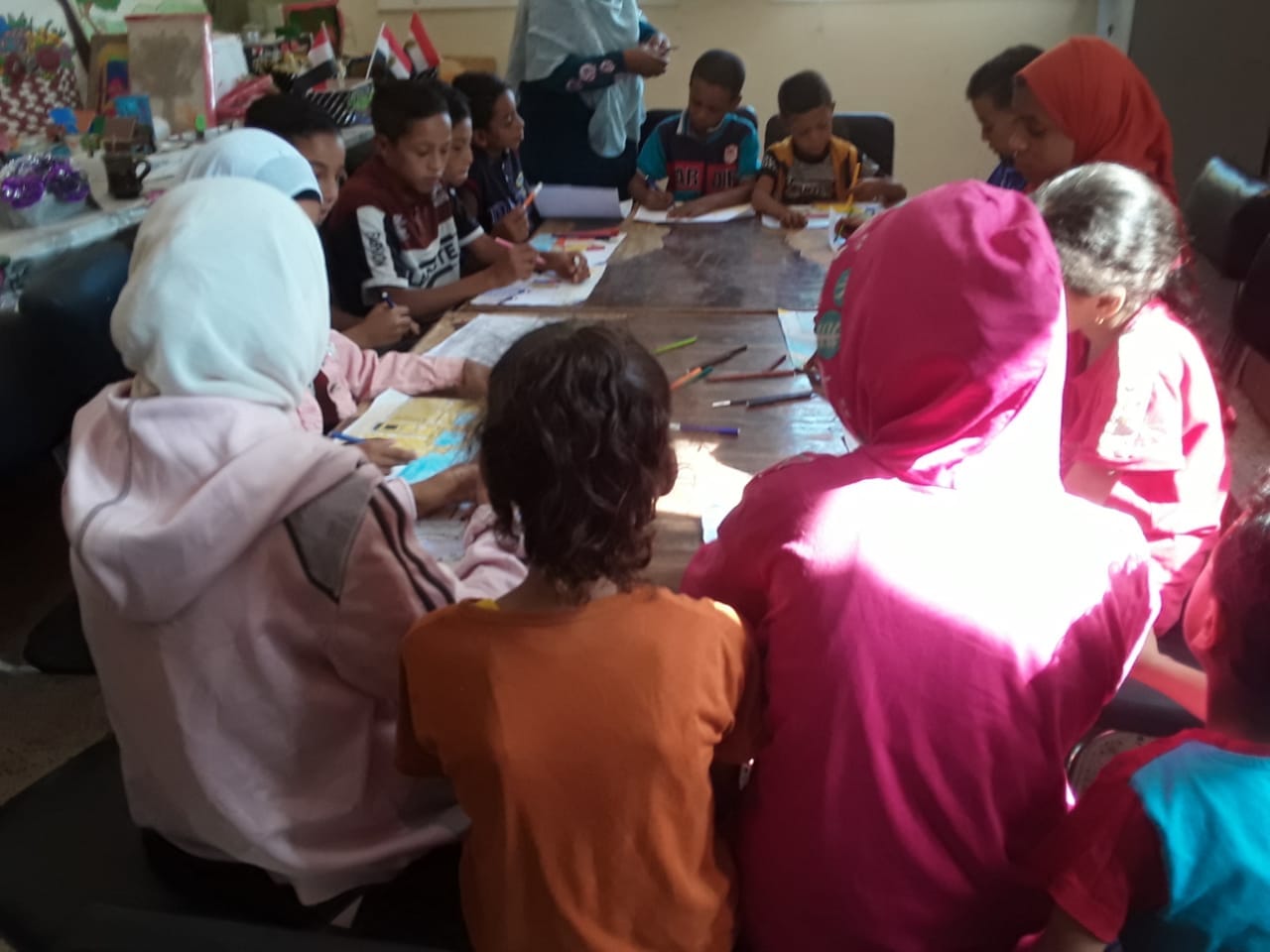 ورشة رسم وتلوين عن 