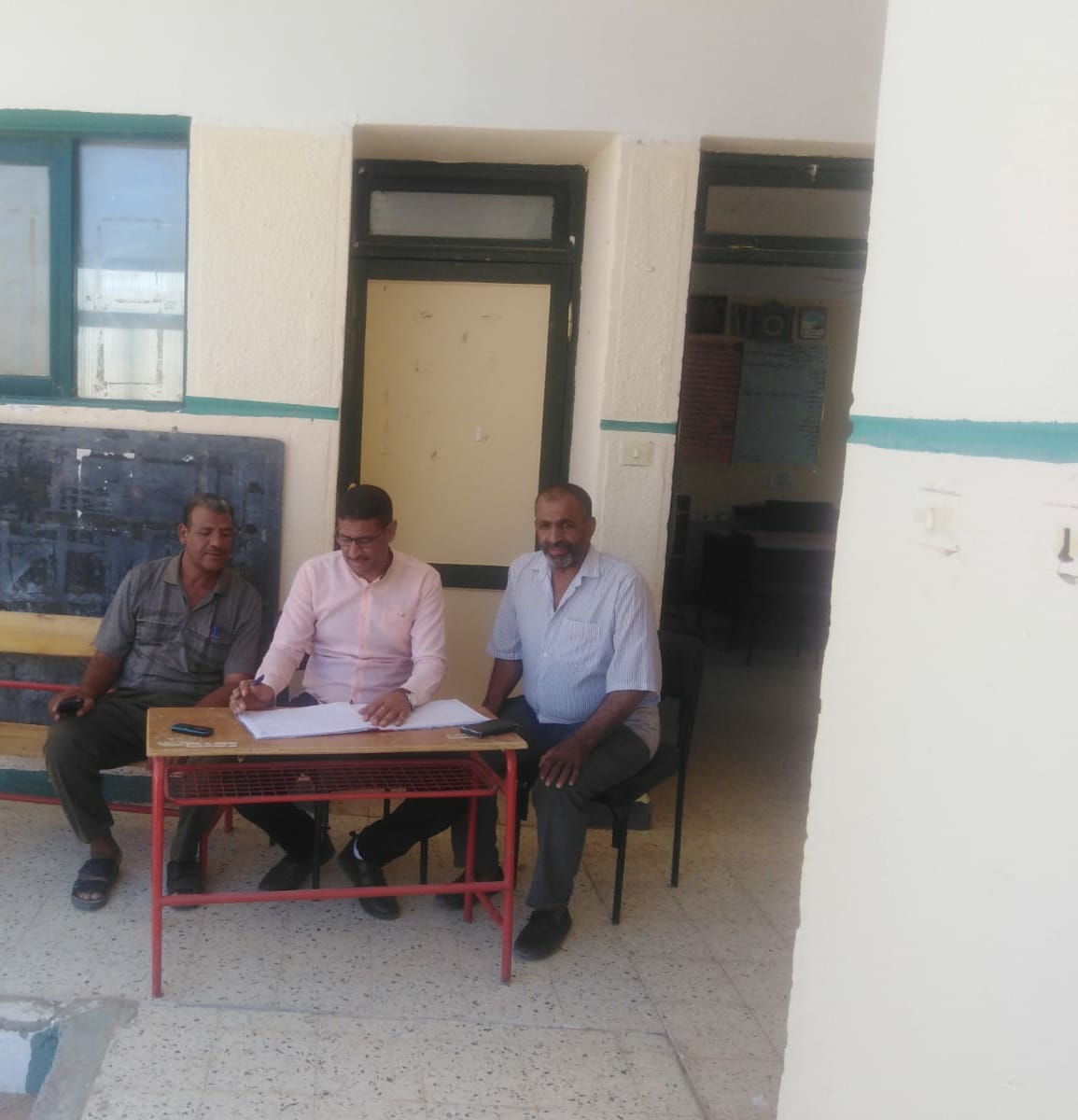 تعليم الوادي الجديد تكثيف المتابعات الميدانية للوقوف على جاهزية المدارس للعام الجديد 