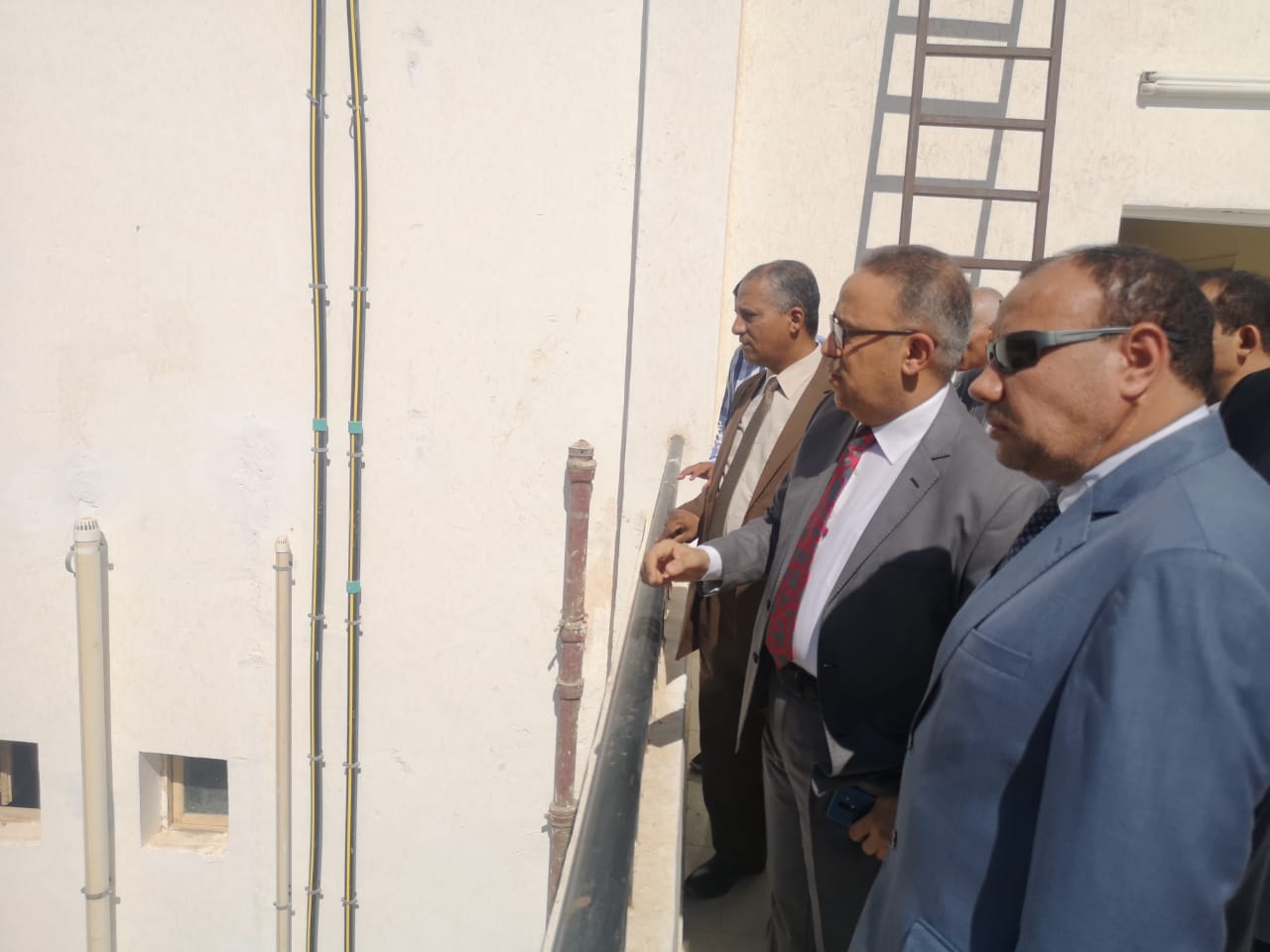 نائب رئيس جامعة الأزهر باسيوط يتفقد كلية هندسة ازهر قنا والمباني الجديدة