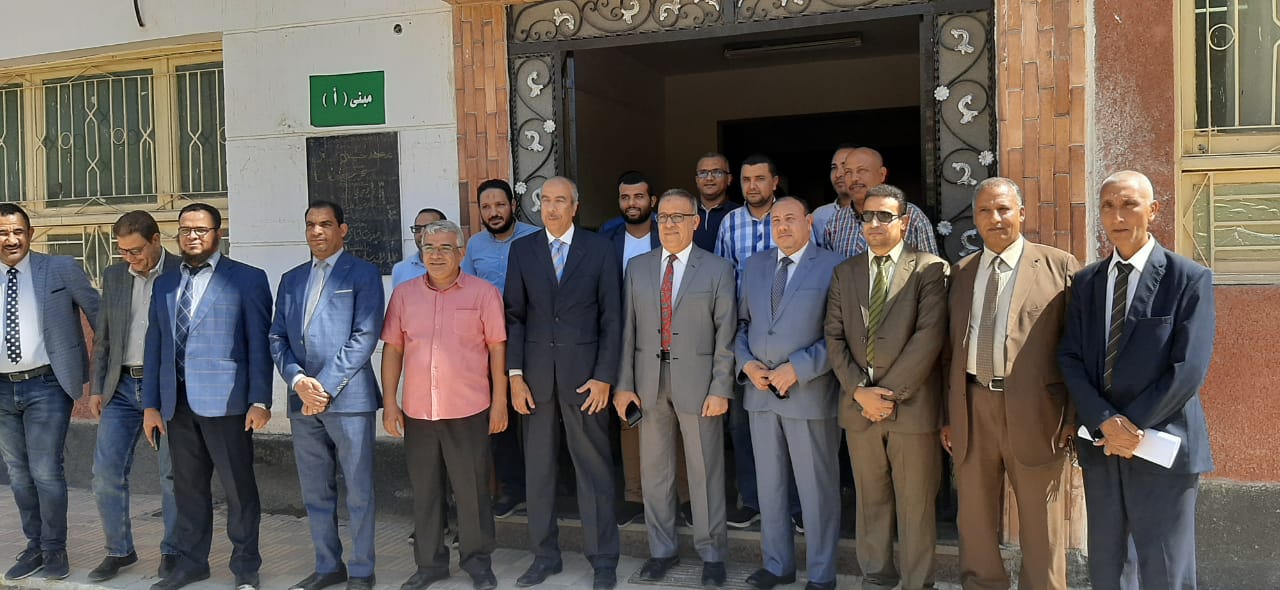 نائب رئيس جامعة الأزهر باسيوط يتفقد كلية هندسة ازهر قنا والمباني الجديدة
