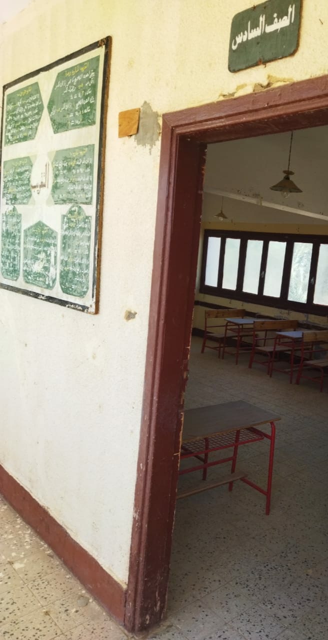 وكيل التعليم بالوادي الجديد يتابع استعدادات إدارة الداخلة التعليمية وجاهزيتها للعام الجديد