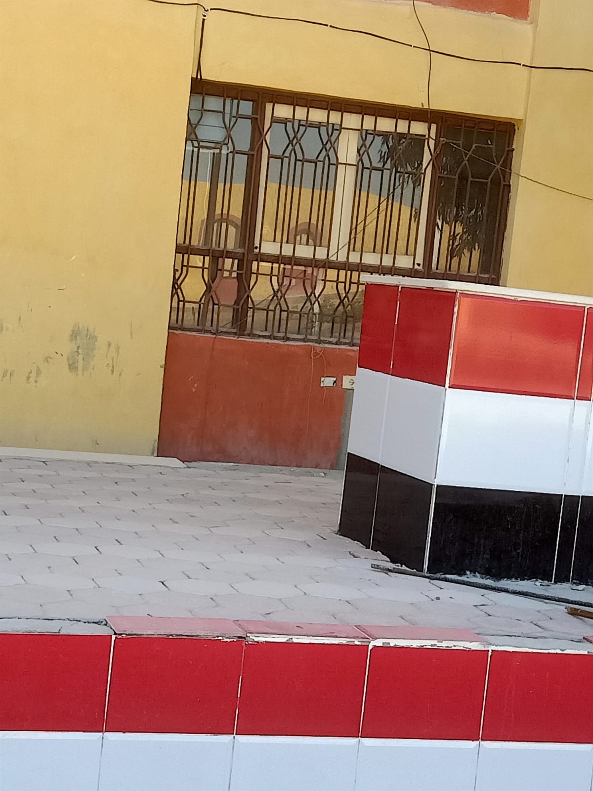 إدارة الفرافرة التعليمية تعمل علي تحسين الجودة التعليمية بين مدارسها