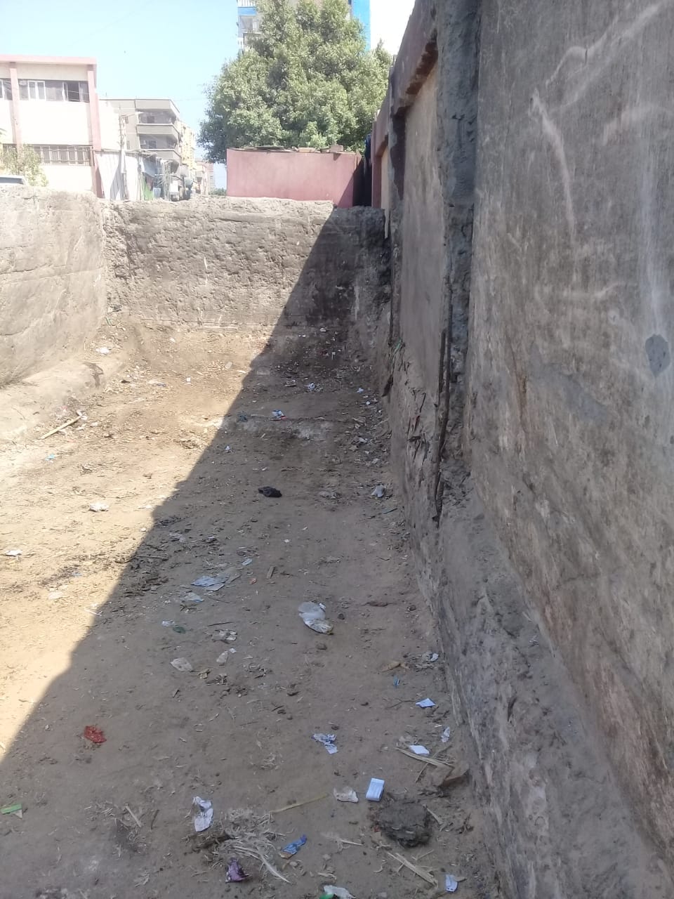 حملة شاملة لرفع المقالب والاتربة المتراكمة في مدينة ديروط
