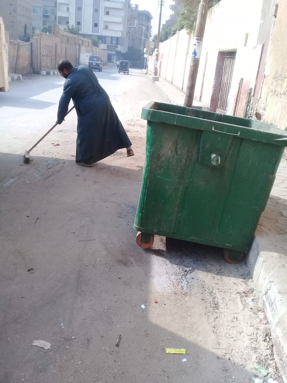 حملة شاملة لرفع المقالب والاتربة المتراكمة في مدينة ديروط