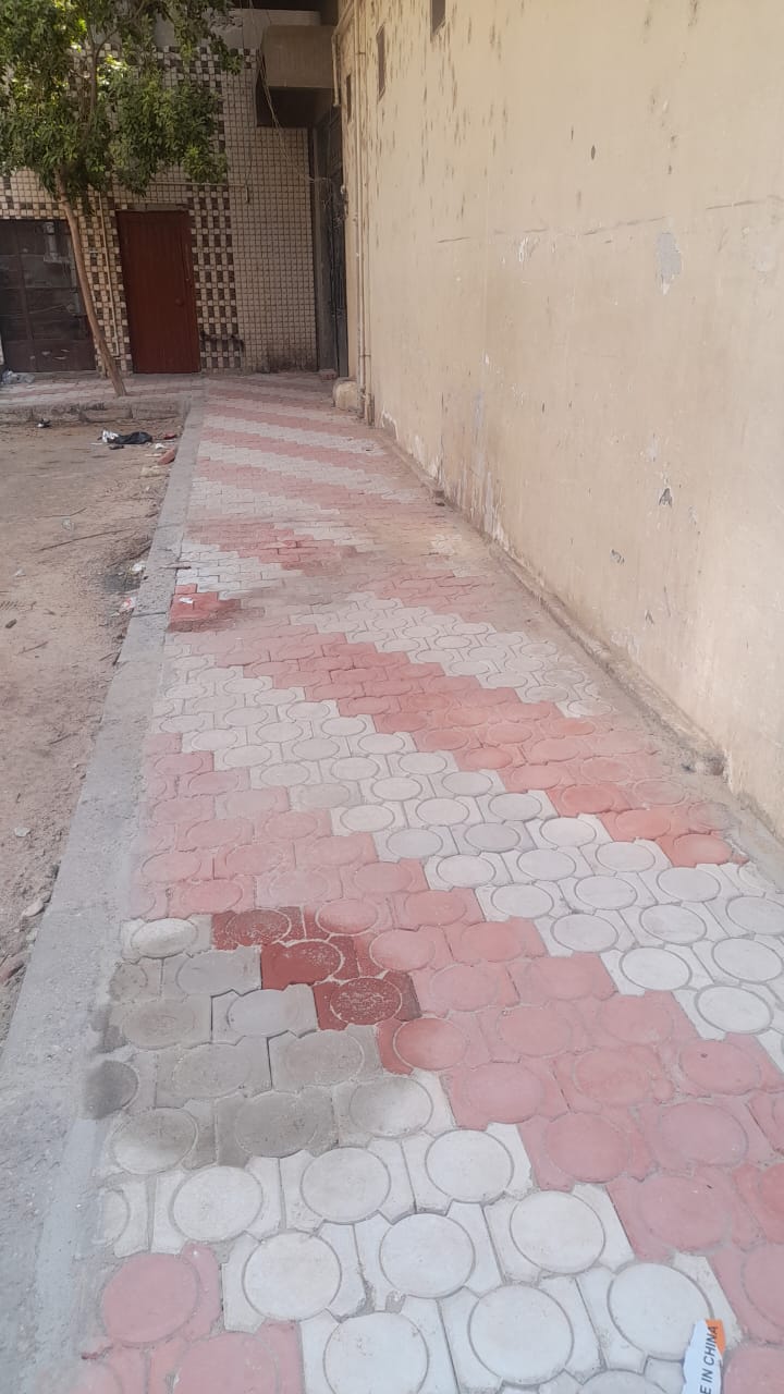 محافظ أسيوط: تركيب الانترلوك بالشوارع الضيقة وبلدورات الارصفة وإعادة تأهيل الشوارع