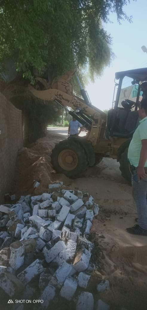 محافظ أسيوط: تنفيذ إزالات لـ 31حالة تعدي على الأراضي الزراعية وأملاك الدولة