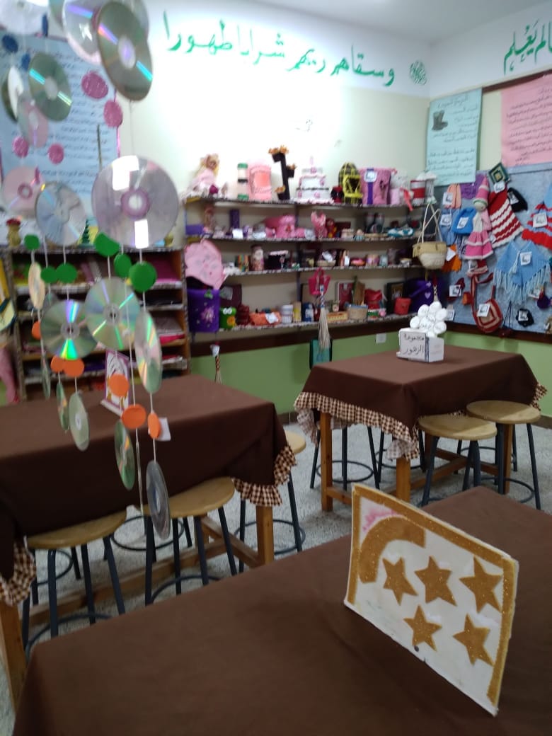 مدارس ادارة الداخلة تتزين لاستقبال العام الدراسي الجديد
