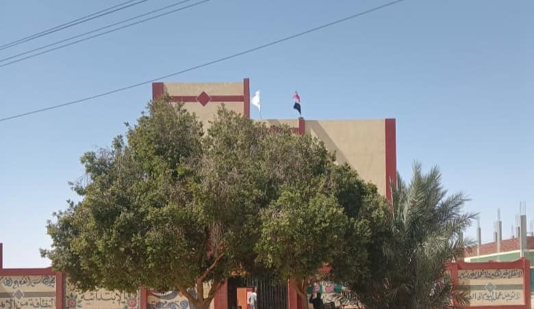 وكيل التعليم بالوادي الجديد يتابع تحضيرات المدارس التابعة لإدارة باريس التعليمية