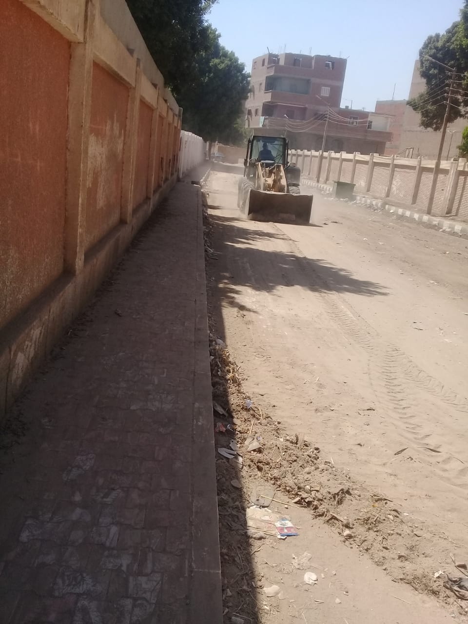 حملة مكبرة لرفع المخلفات وضبط الشارع شملت الحملة شوارع مدينة ديروط