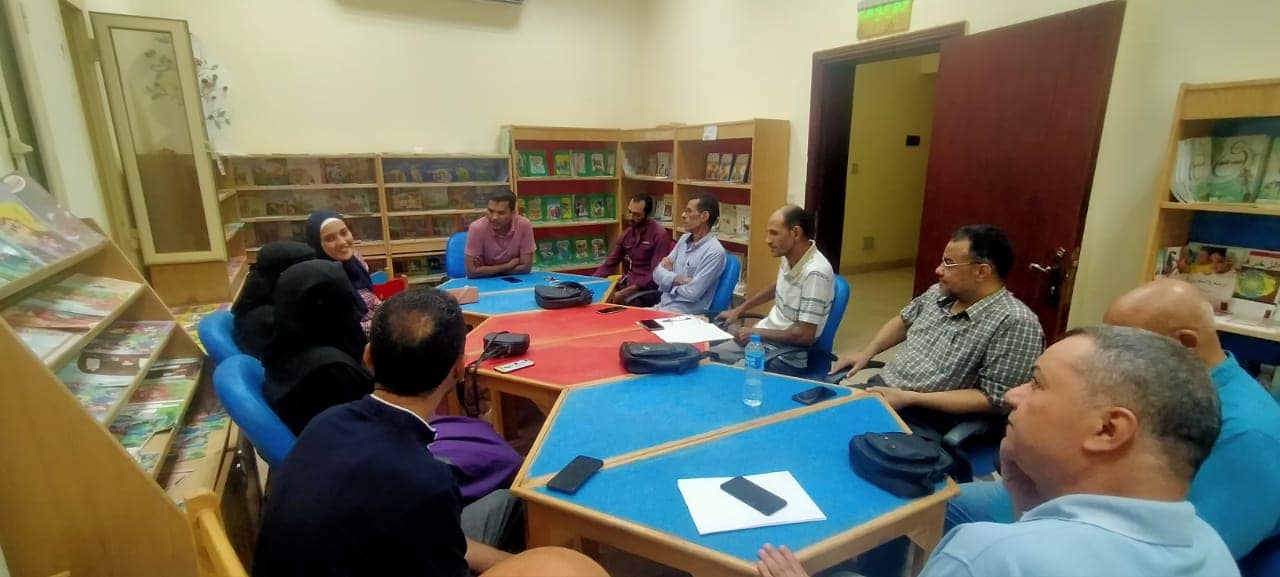 نادي أدب قصر ثقافة موط يشجع المواهب الشابة ويدعم الأدباء والشعراء بالداخلة