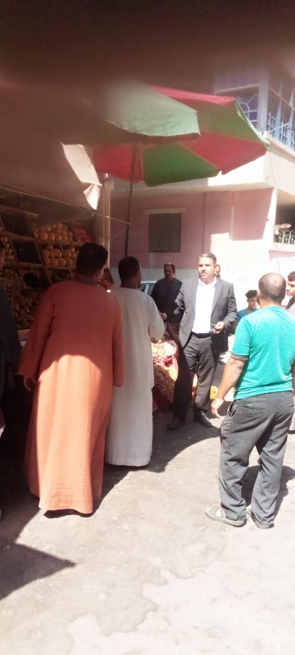 حملات اشغالات مكبرة بنطاق حى شرق اسيوط بالتنسيق مع الرخص والاعلانات والبيئة