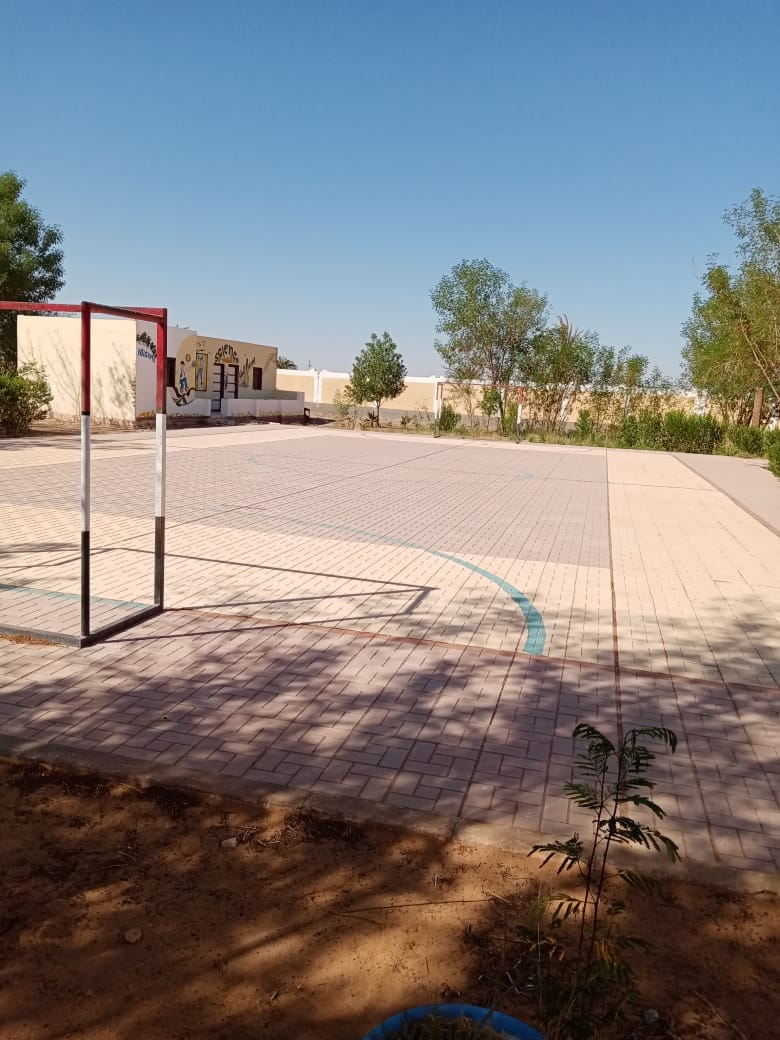وكيل التعليم بالوادي الجديد يتابع استعداد المدارس لاستقبال الطلاب بادارة بلاط التعليمية
