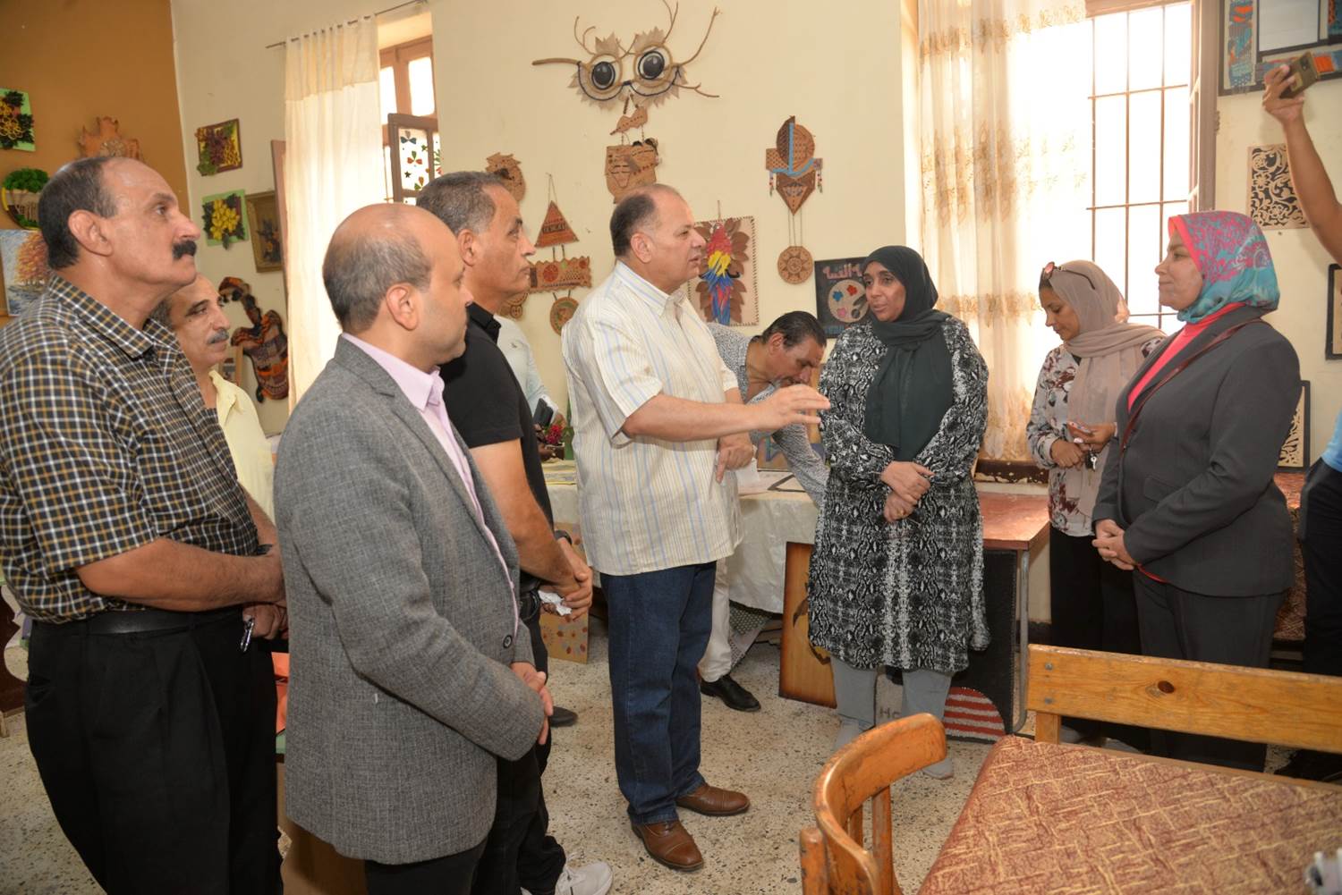 محافظ أسيوط يتفقد الاستعدادات للعام الدراسي الجديد بمدرسة طه حنفى المليجي الإعدادية