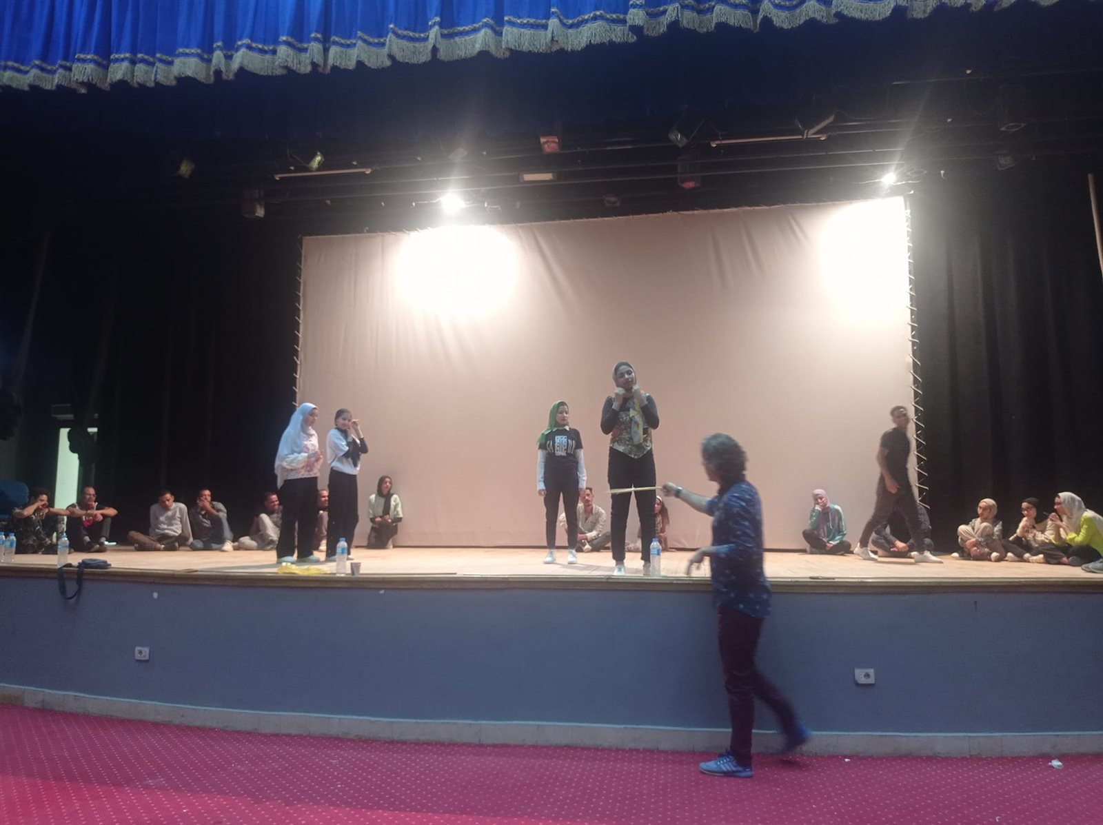 يواصل مشروع 