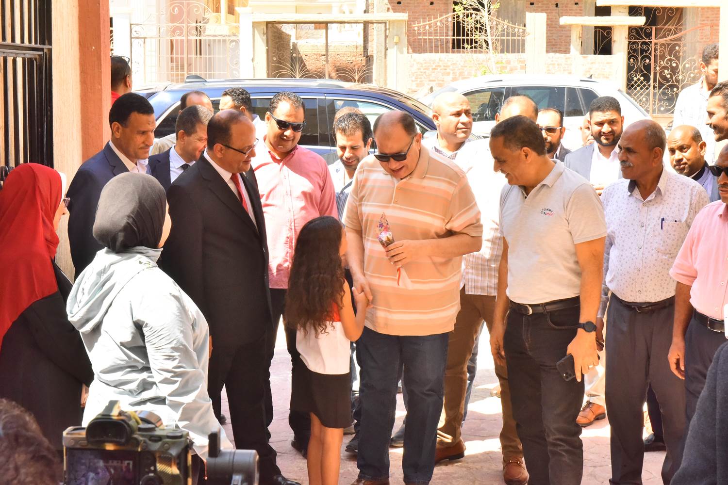 محافظ أسيوط يتفقد مدرسة النيل المصرية الدولية بأسيوط الجديدة لمتابعة تقدم الدراسة