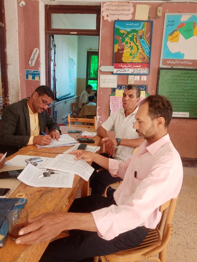 تعليم الوادي الجديد فرق المتابعات  الميدانية تواصل جولاتها بالمدارس