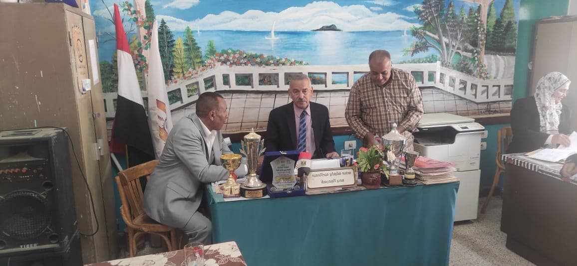 تعليم الوادي الجديد فرق المتابعات  الميدانية تواصل جولاتها بالمدارس