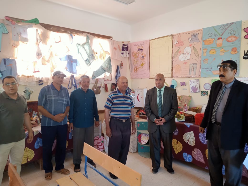 تعليم الوادي الجديد فرق المتابعات  الميدانية تواصل جولاتها بالمدارس