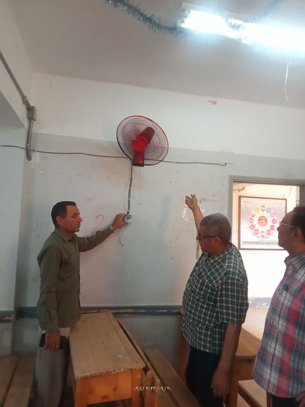 تعليم الوادي الجديد فرق المتابعات  الميدانية تواصل جولاتها بالمدارس