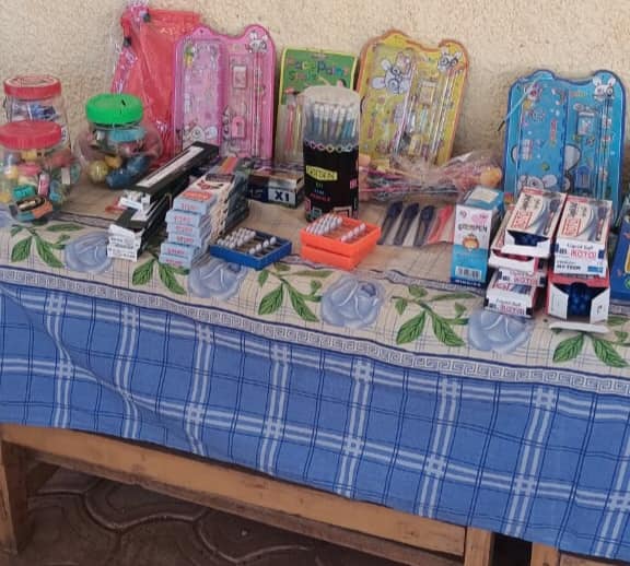 تعليم الداخلة يقيم معرض  لمستلزمات المدارس بالتعاون ادارة المشاركة المجتمعية  