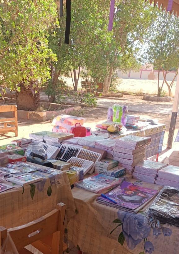 تعليم الداخلة يقيم معرض  لمستلزمات المدارس بالتعاون ادارة المشاركة المجتمعية  
