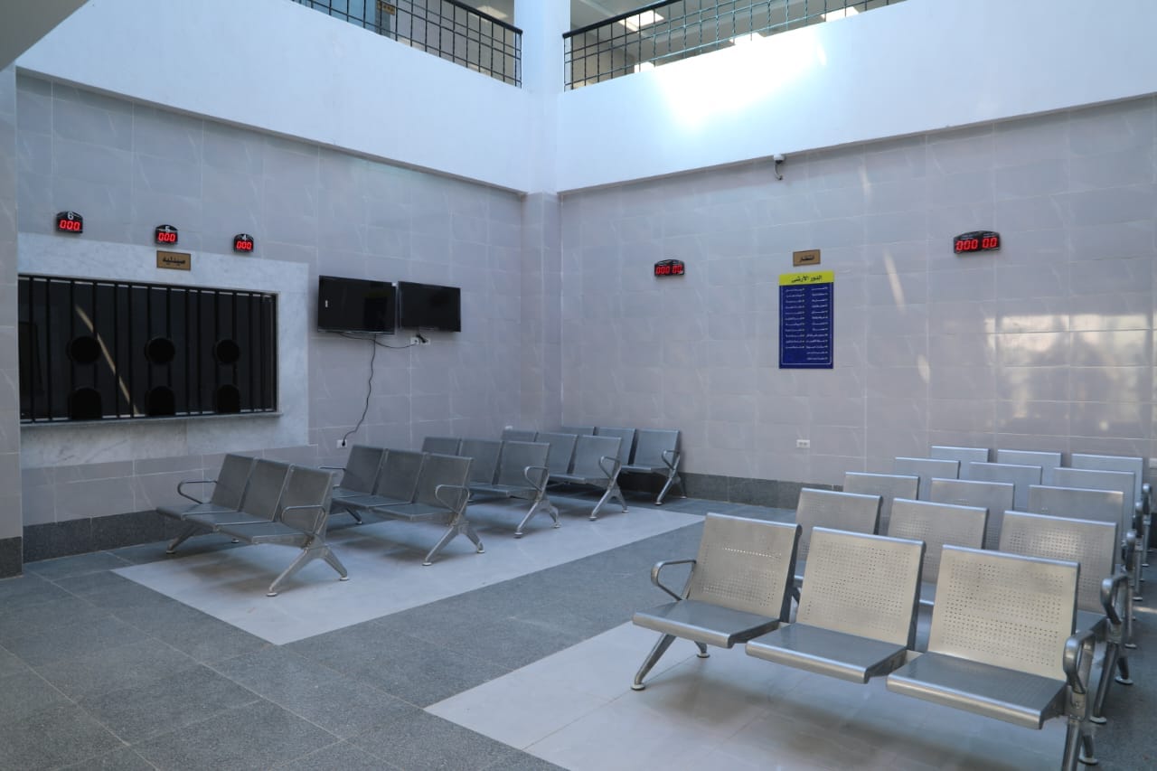 محافظ الوادي الجديد يتفقّد مشروعات 