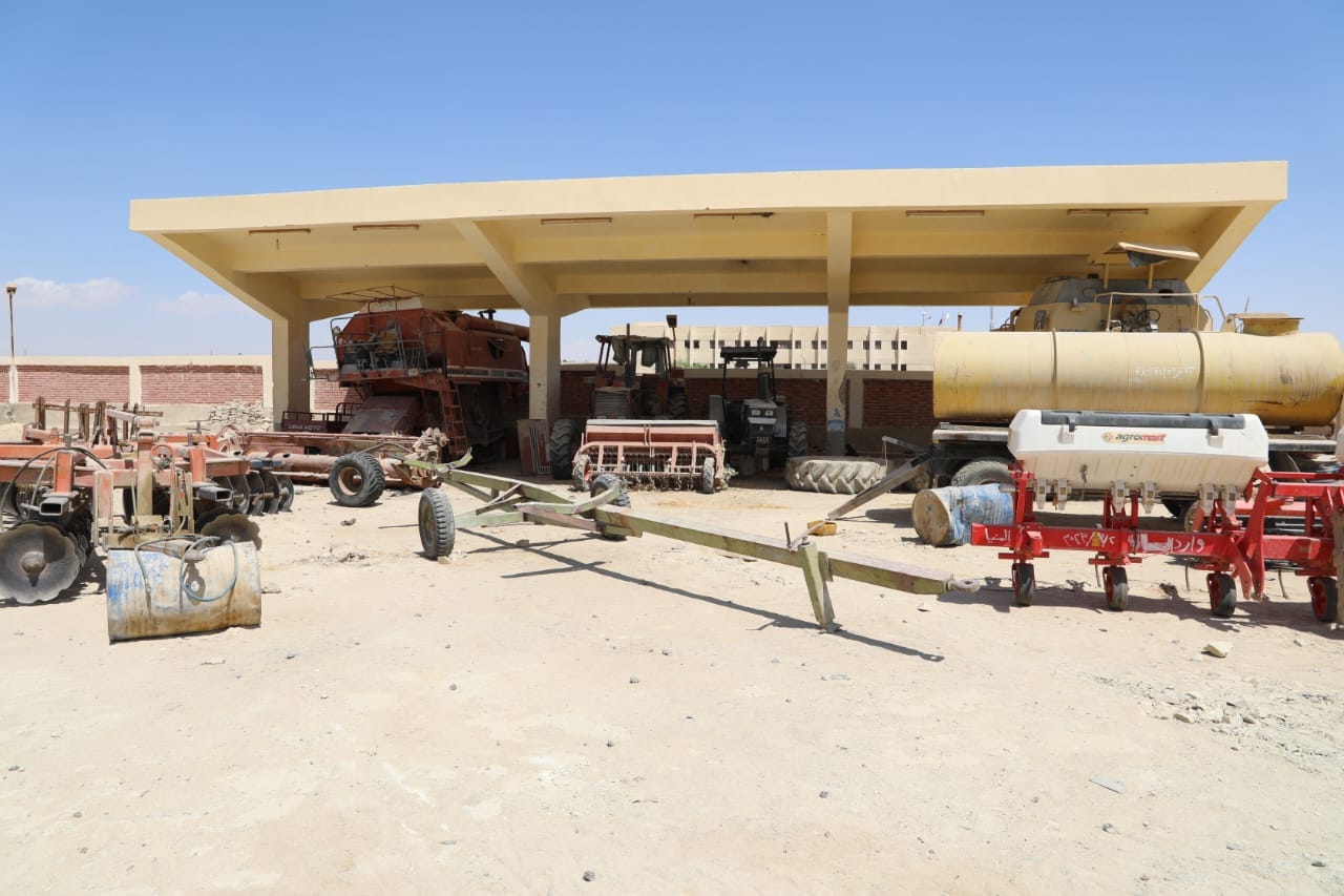 الزملوط يتابع أعمال تطوير ميدان 