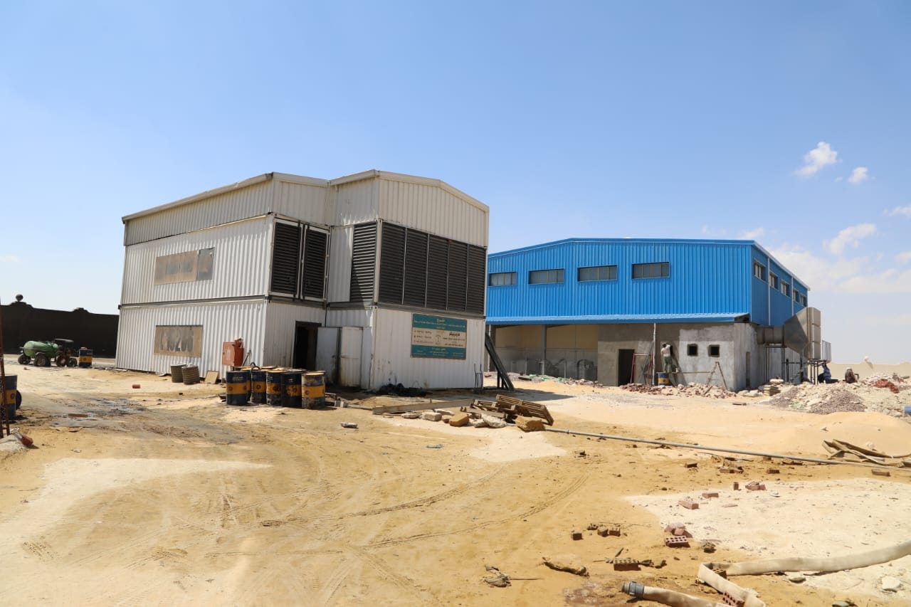 محافظ الوادي الجديد دعم قطاع كهرباء الفرافرة بتكلفة 74 مليون جنيه 