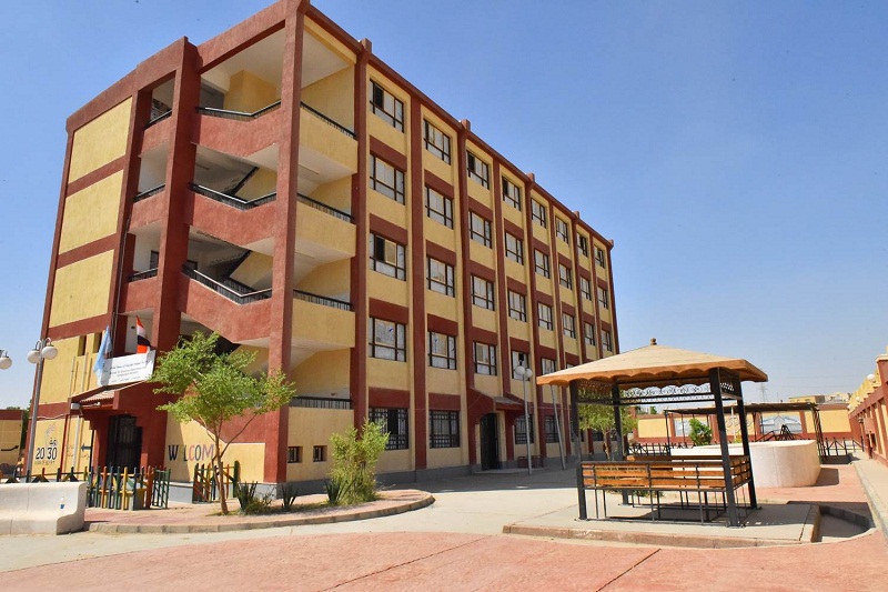 محافظ أسيوط يتفقد آخر الاستعدادات للعام الدراسي الجديد