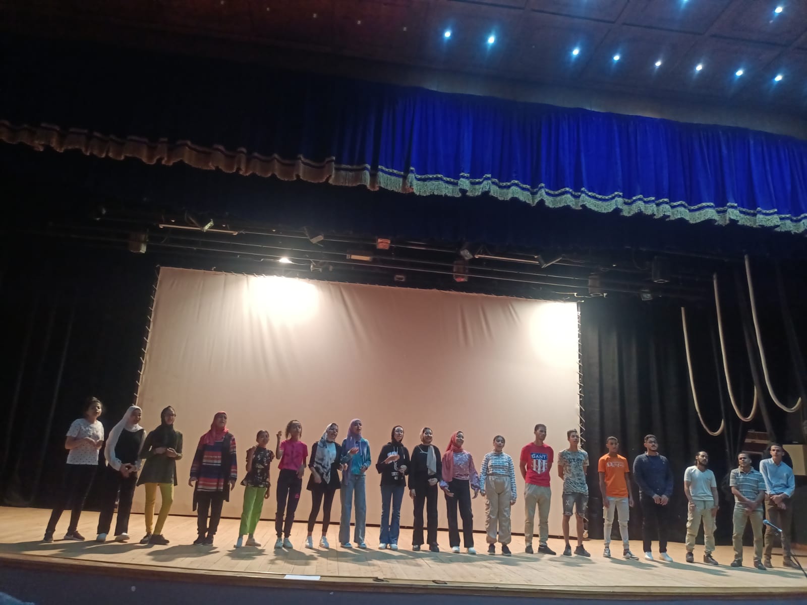 المايسترو حسام حسني يتألق في اختتام تدريبات مشروع 