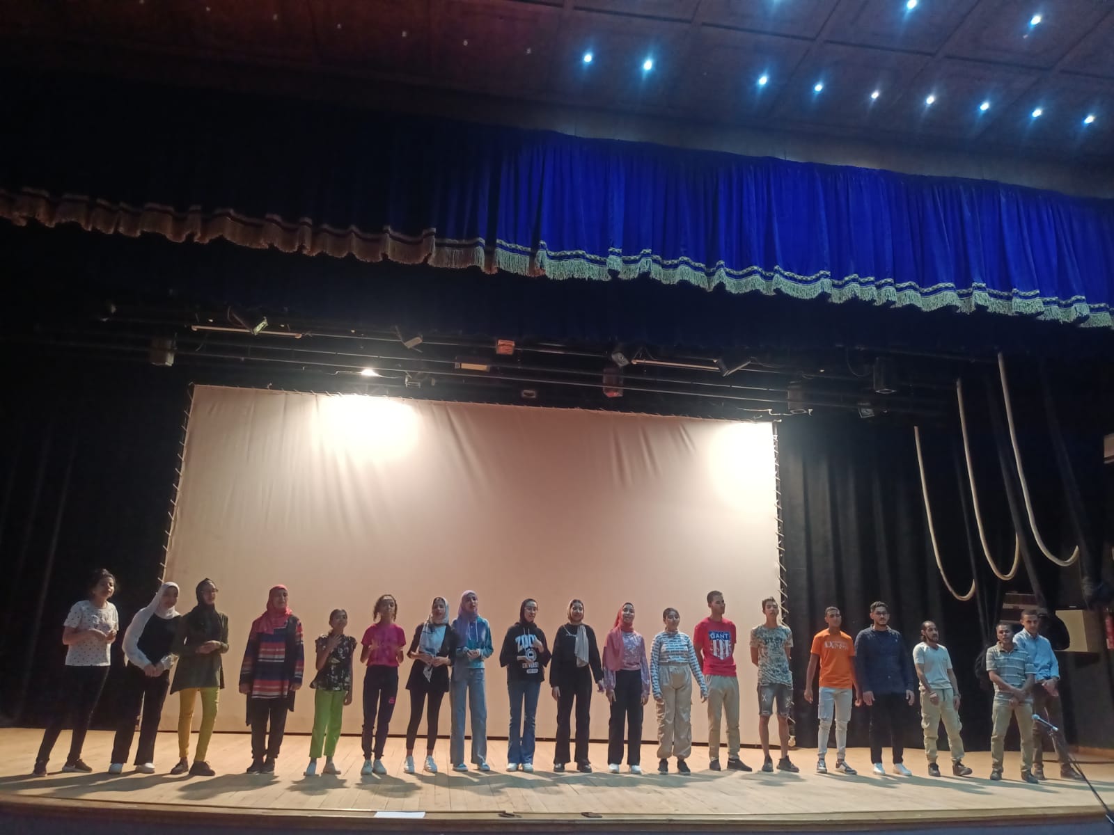 المايسترو حسام حسني يتألق في اختتام تدريبات مشروع 