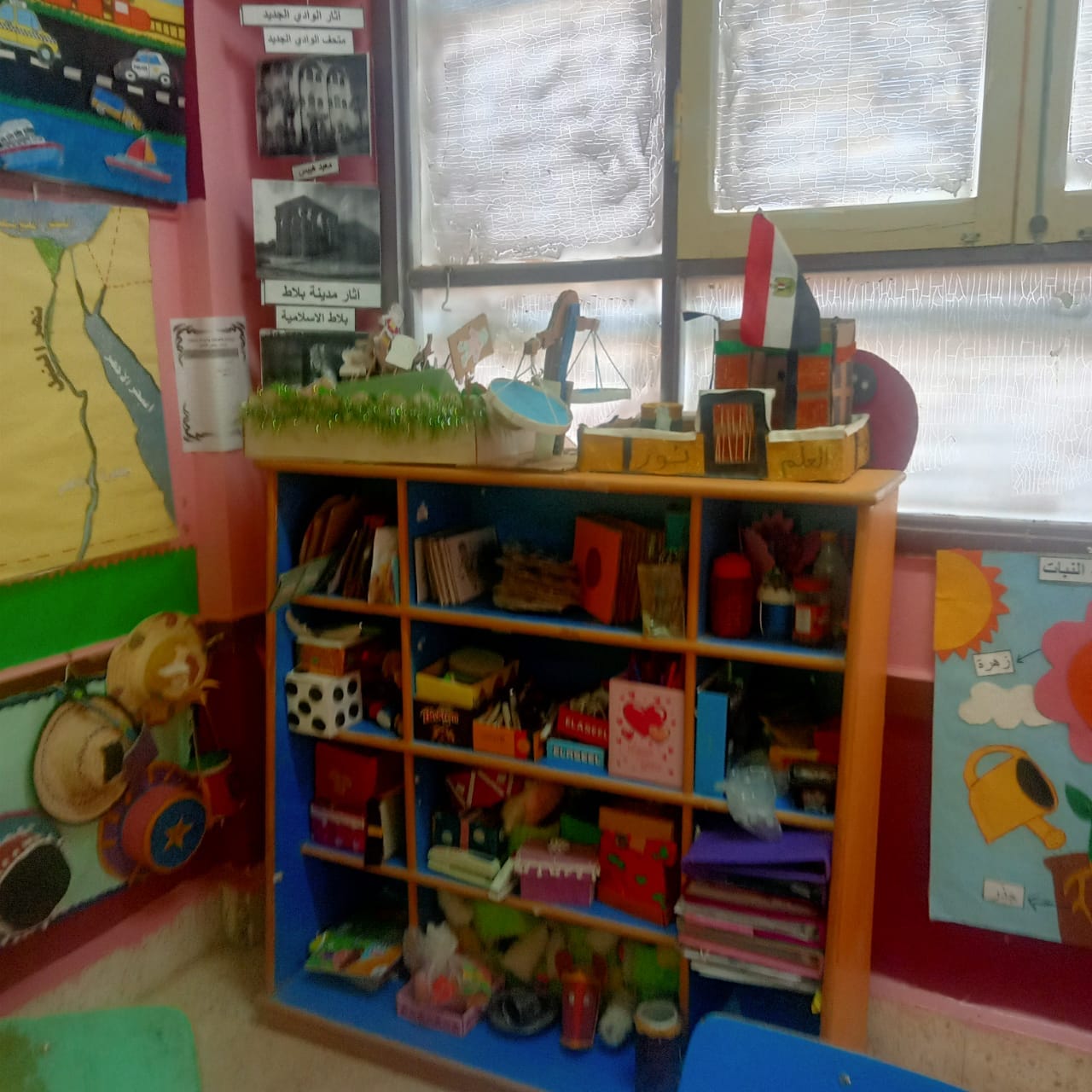 قاعات رياض الأطفال بإدارة بلاط التعليمية تتزين فى ابهى صورها لاستقبال اطفال