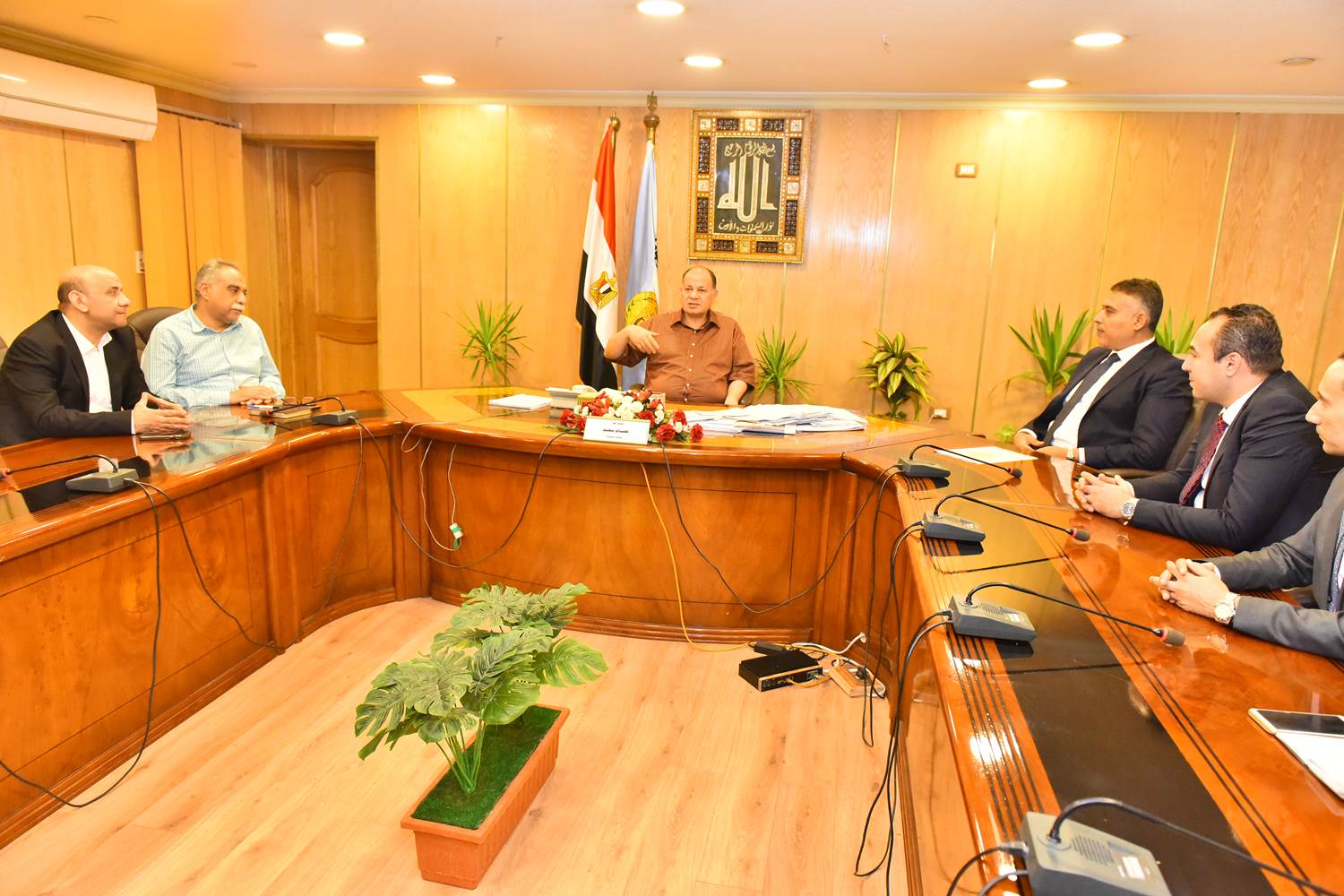 محافظ أسيوط يعتمد نتيجة تقييم مشروعات المبادرة الوطنية للمشروعات الخضراء الذكية