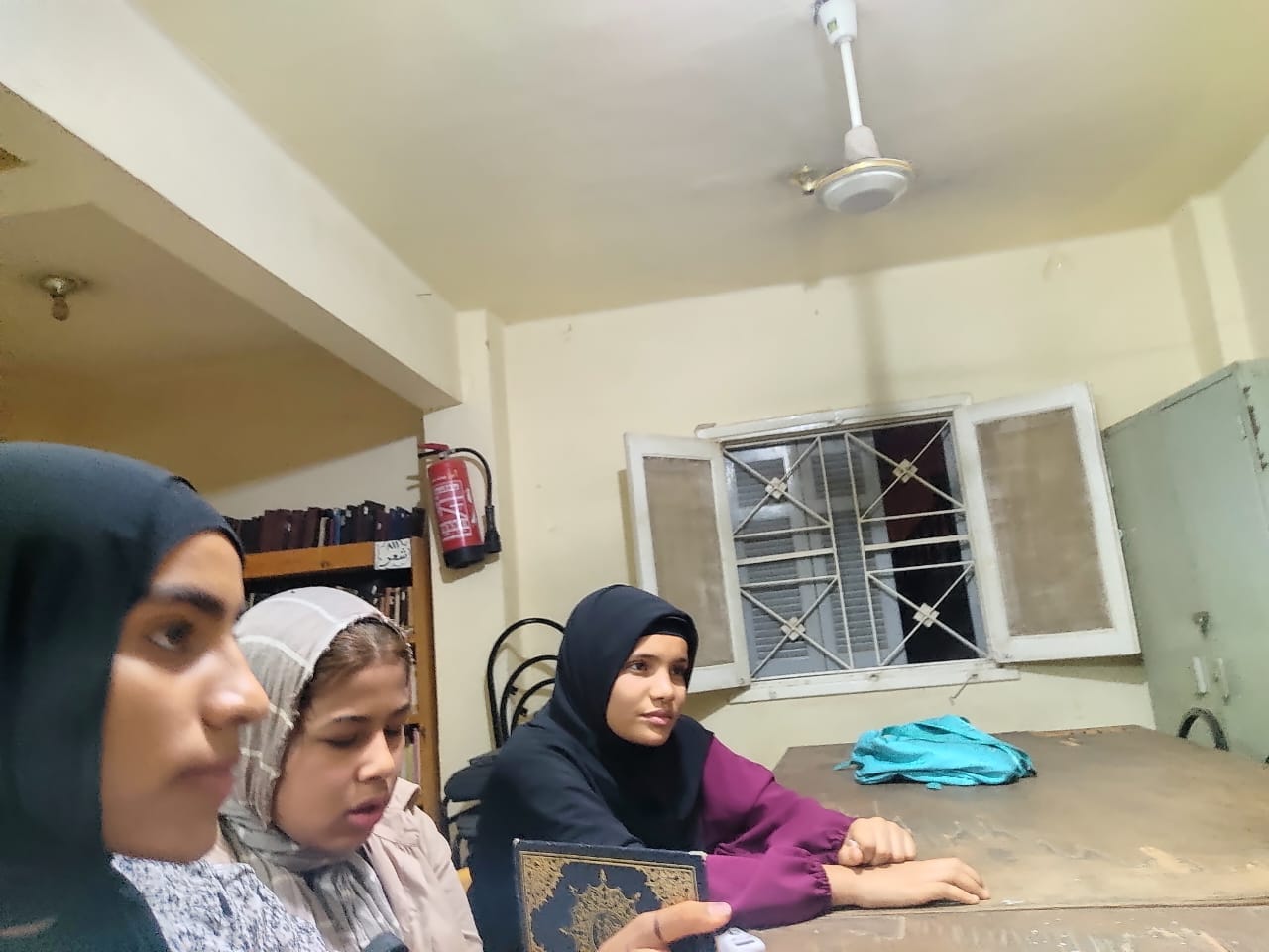 نادى أدب أبنوب يواصل شرح علم العروض ويناقش الأعمال الأدبية للمبدعين الشباب 
