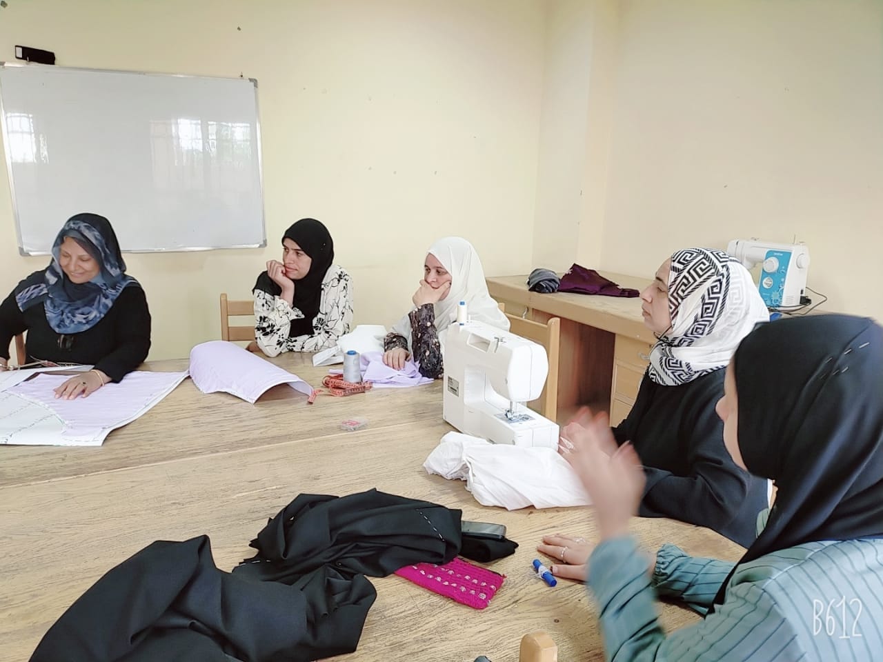 استمرار فعاليات ورش التفصيل والخياطة بقصر ثقافة جمال عبدالناصر ببني مر 