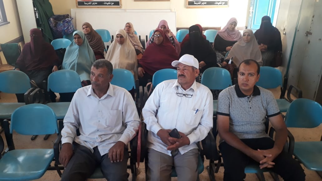 تعليم الوادي الجديد ينطم برنامج تدريبى تنشيطى لمعلمى الصفوف الأولى بالإدارات التعليمية