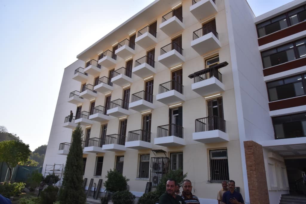 رئيس جامعة أسيوط يتفقد أعمال تطوير وصيانة المدن الجامعية وجناح لذوي الهمم