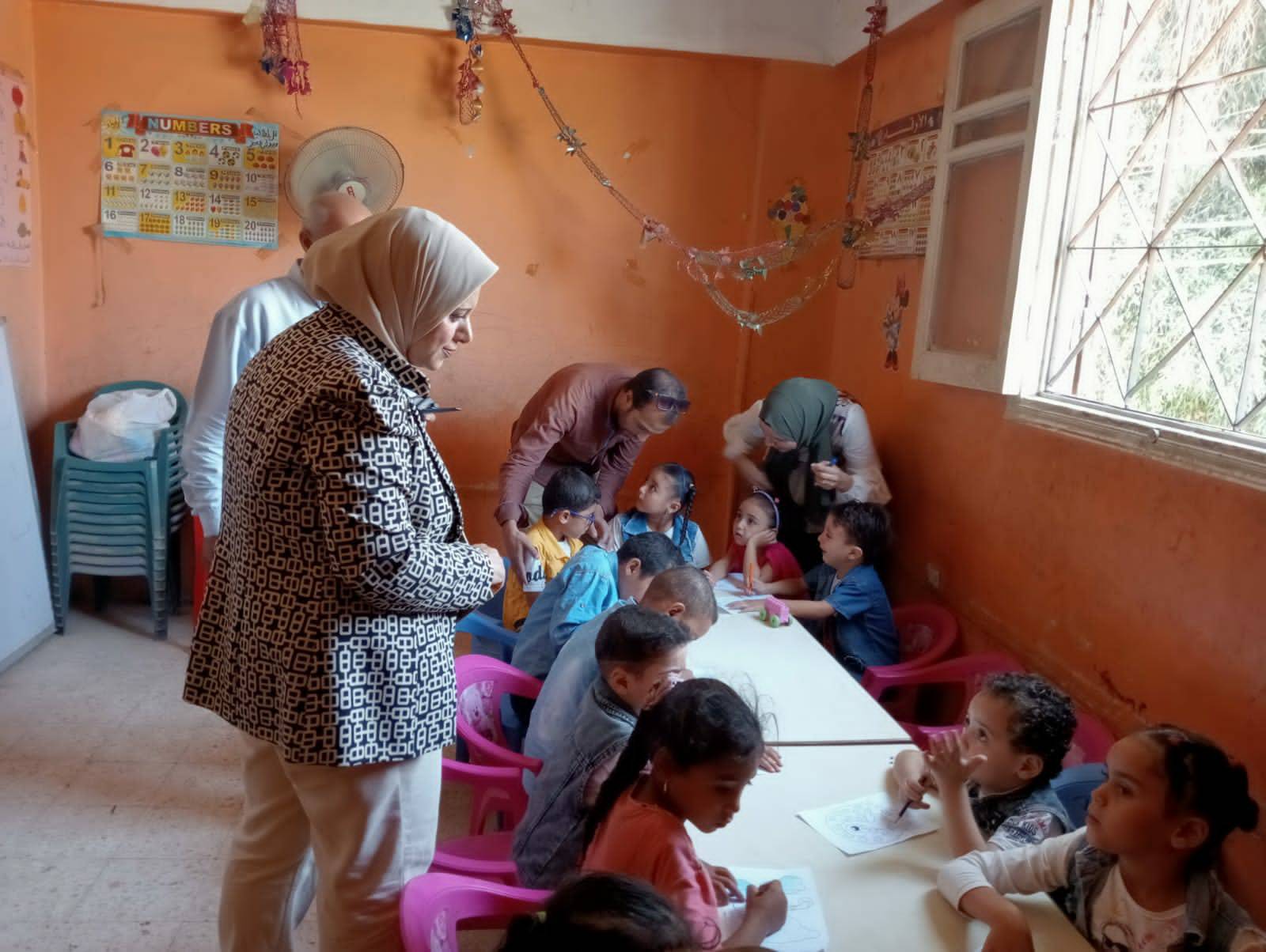 اﻟﻤﻜﺘﺒﺔ المتنقلة لمكتبة مصر العامة اسيوط تزور الوحدة المحلية لقريه المطيعة