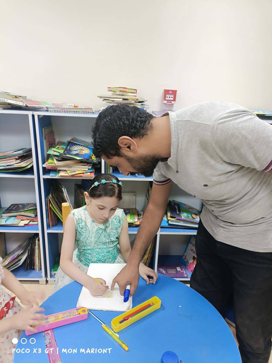 مكتبة مصر العامة اسيوط تنظم ورش تعليم الرسم للأطفال